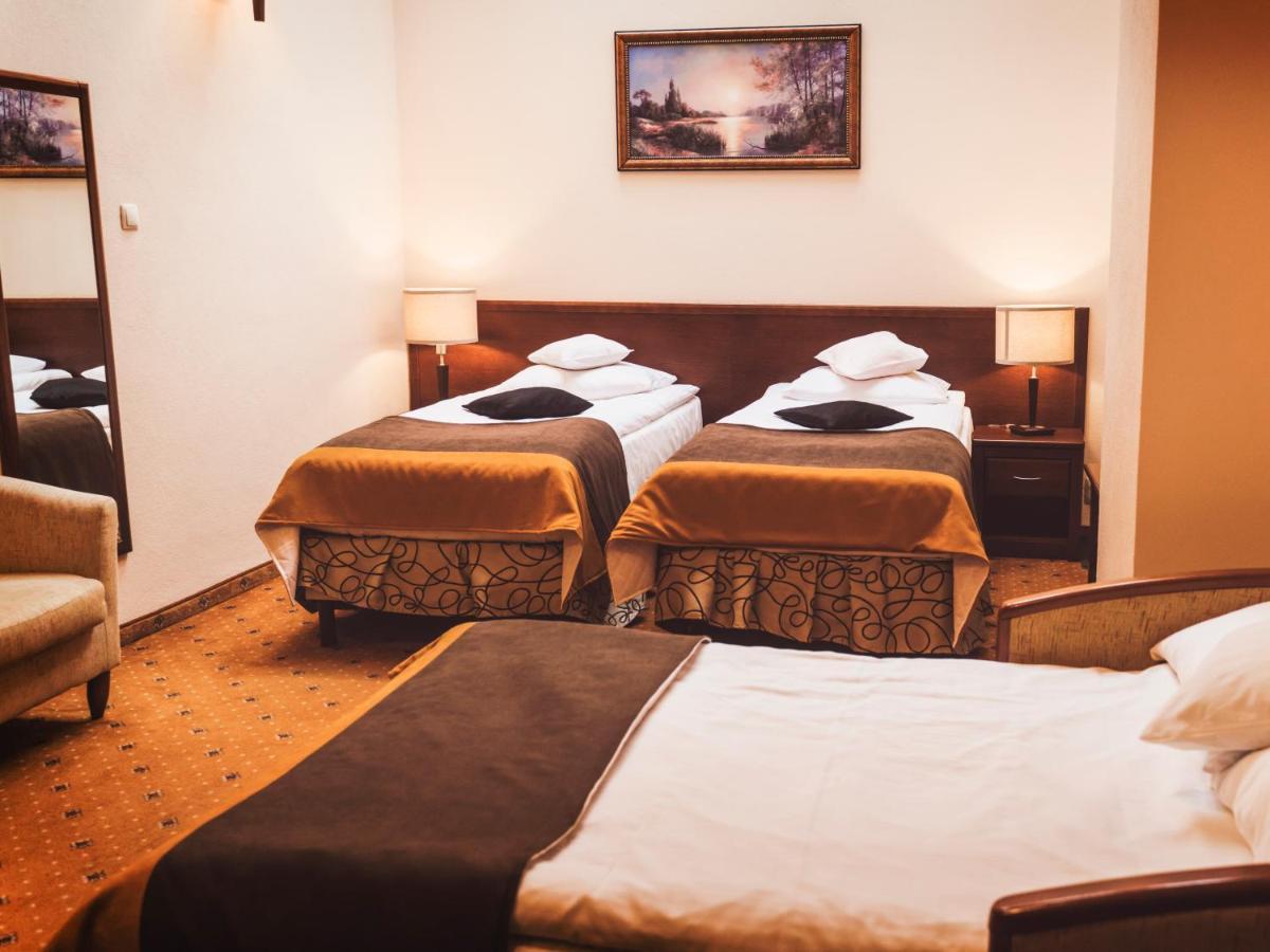 Hotel Osjann Biała Podlaska Buitenkant foto