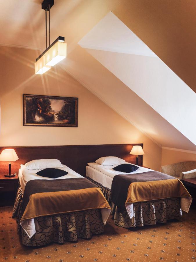 Hotel Osjann Biała Podlaska Buitenkant foto