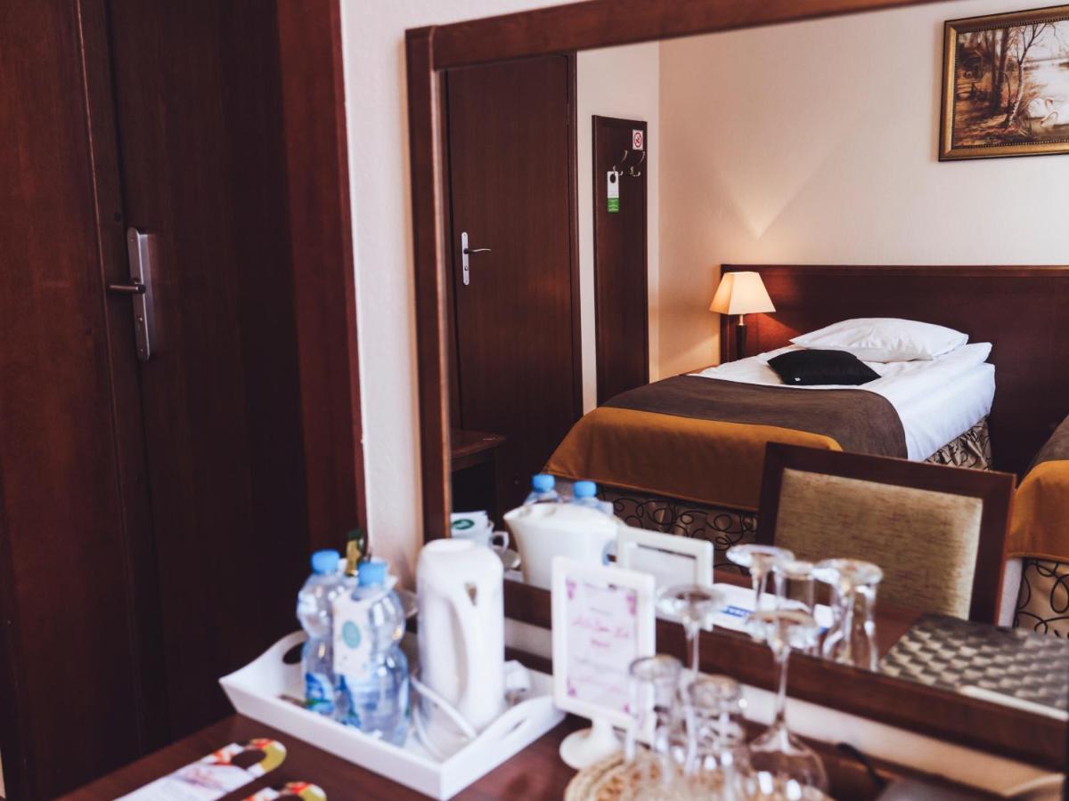 Hotel Osjann Biała Podlaska Buitenkant foto