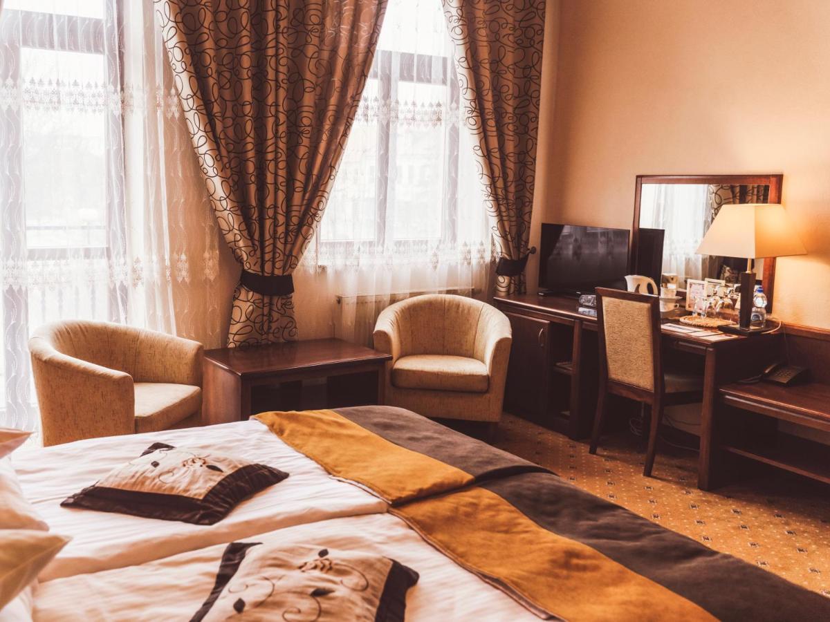 Hotel Osjann Biała Podlaska Buitenkant foto