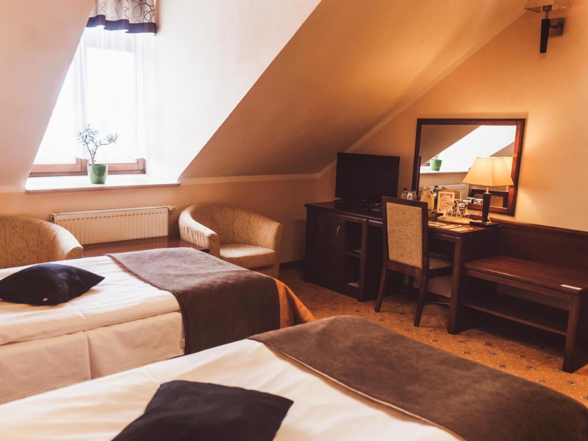 Hotel Osjann Biała Podlaska Buitenkant foto