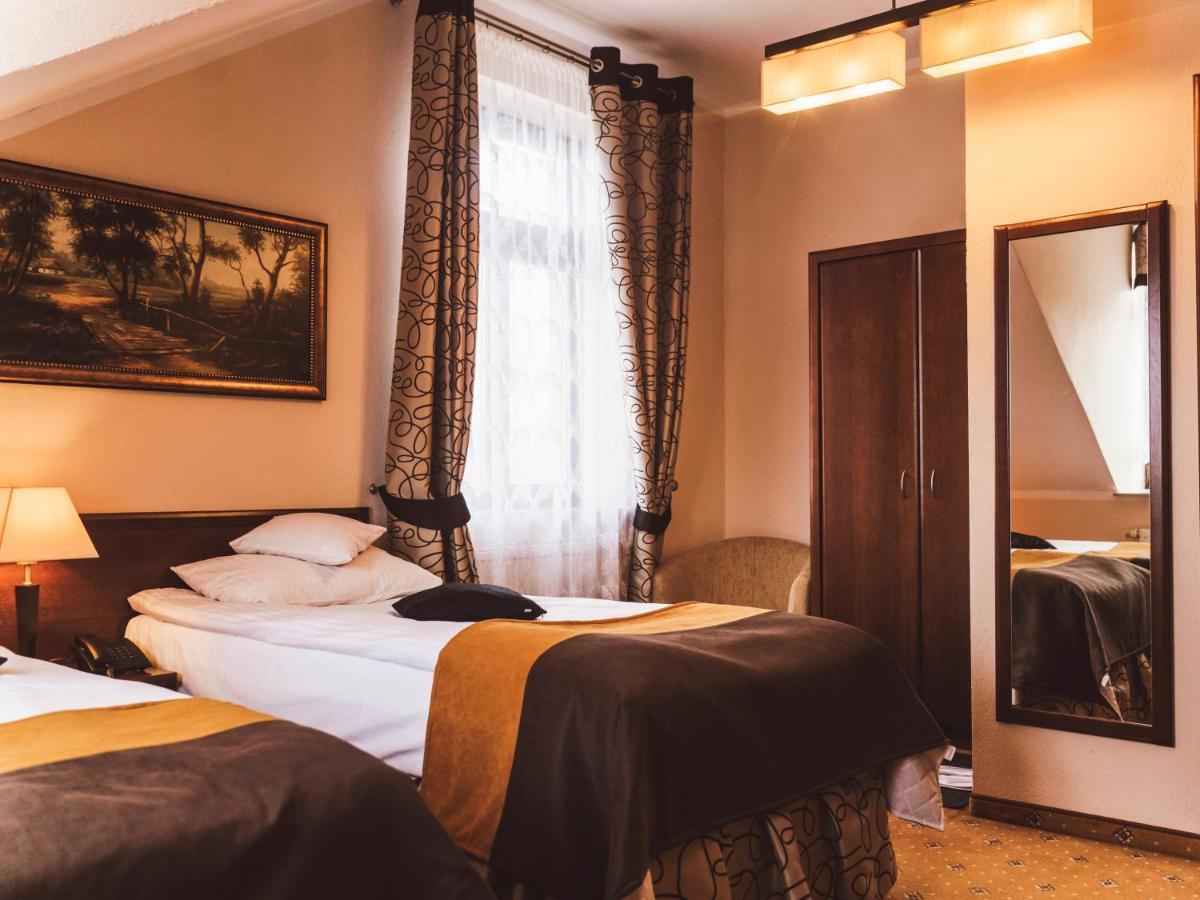 Hotel Osjann Biała Podlaska Buitenkant foto