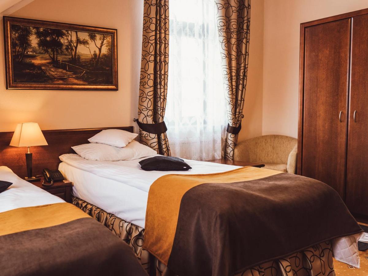 Hotel Osjann Biała Podlaska Buitenkant foto